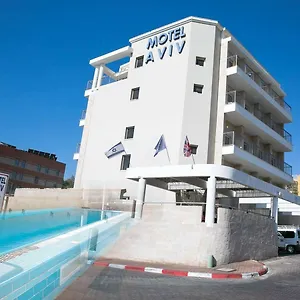 Aviv Motel